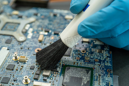 電腦單反相機與計算機維修 現代科技生活中的雙生花